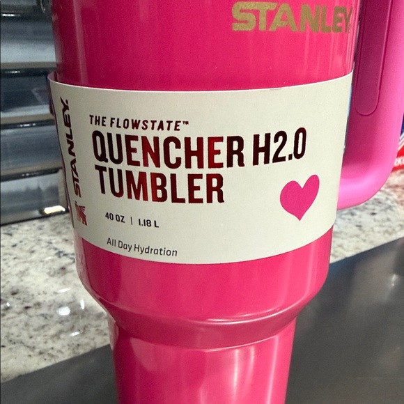 Stanley Vibrant Pink Quencher Tumbler Valentines 40 oz - Picture 7 of 10